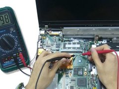 Reparatii laptopuri
